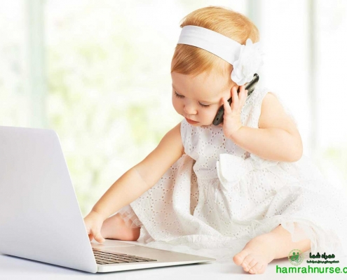 چه زمانی کودک شروع به صحبت کردن میکند