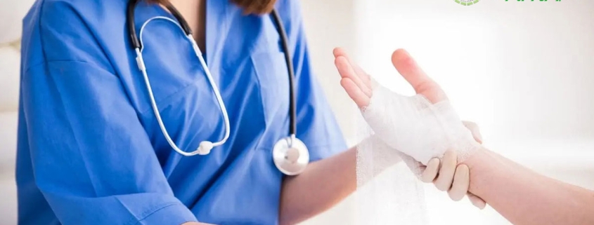 خدمات پرستاری در منزل برای تزریقات و پانسمان