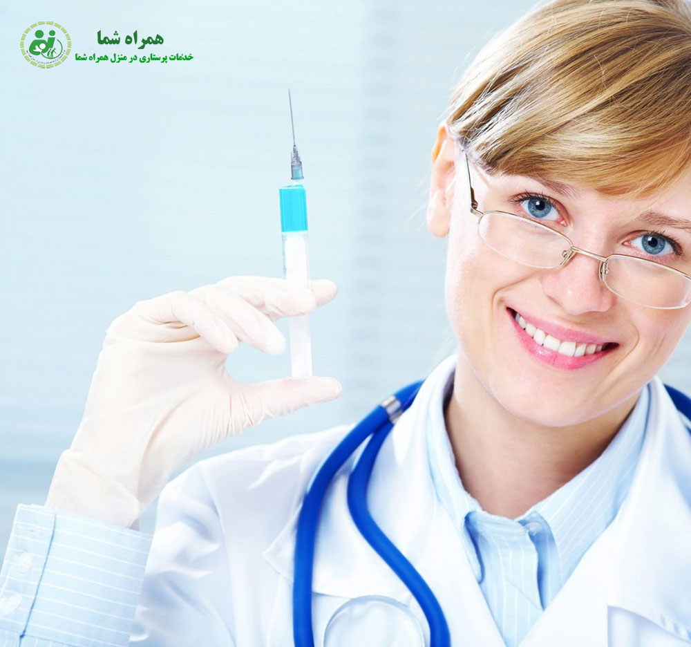 خدمات پرستاری در منزل برای تزریقات و پانسمان