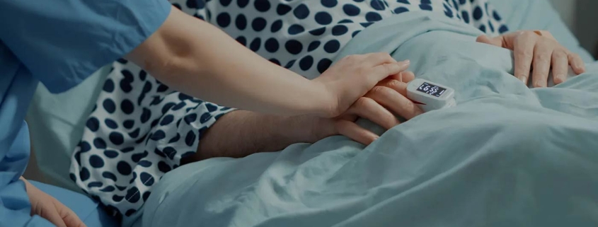 مراقبت از زخم بستر سالمندان در منزل