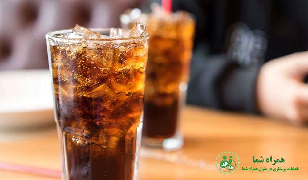  مضرات مصرف نوشابه در سالمندان